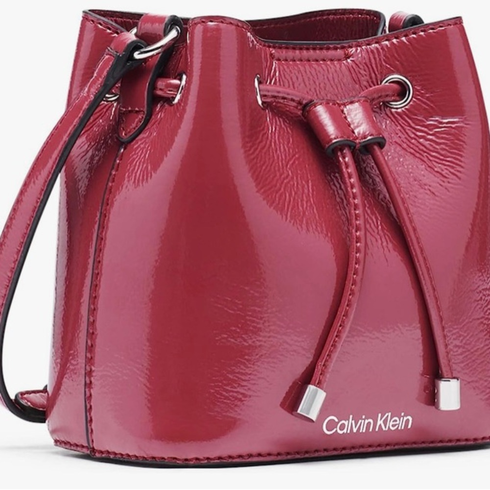 💕Calvin Klein Mini Draw String Bag ~ NWT Vegan leather. Color amazing. - Picture 4 of 14